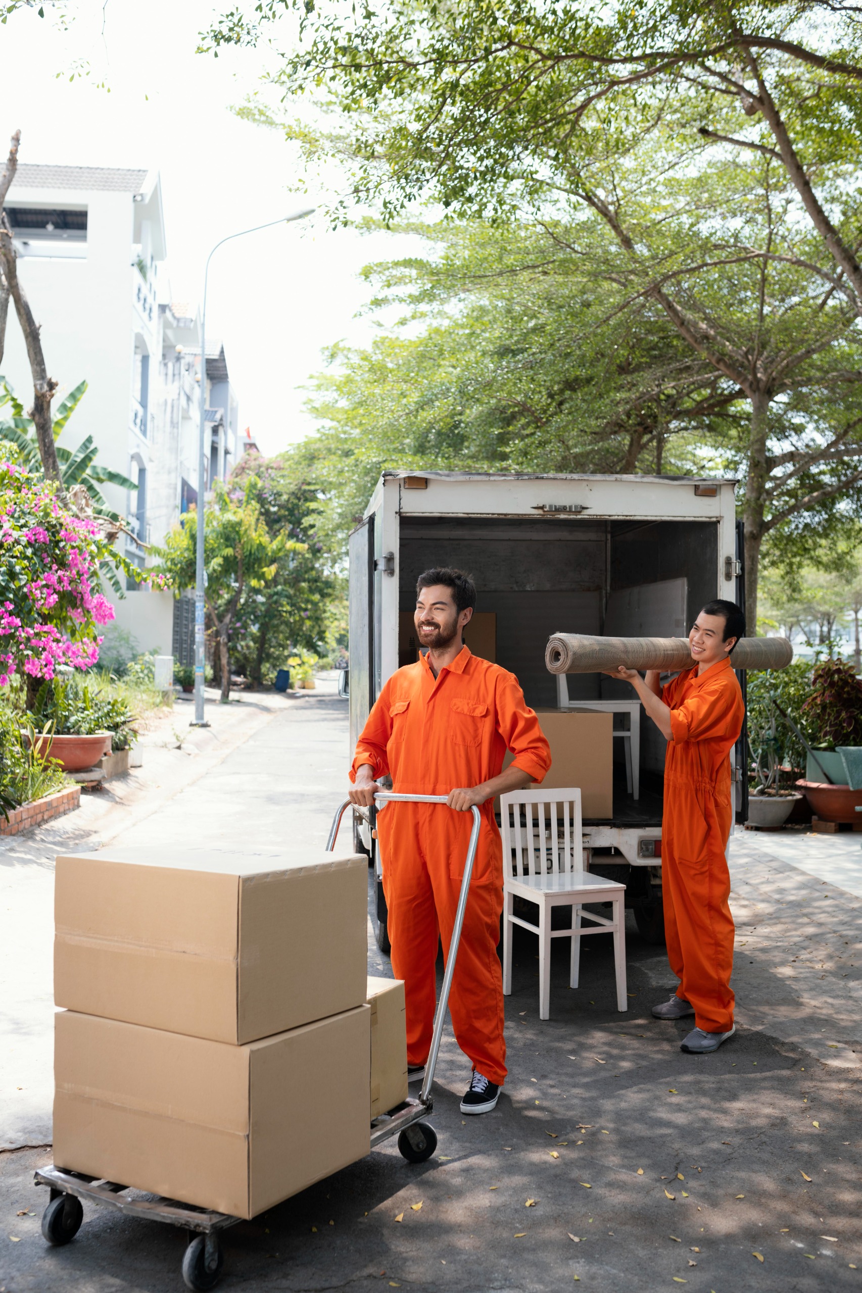 Reliance Movers & Packers professional team